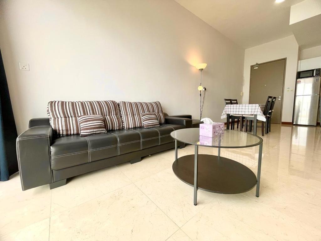 Silverscape,res -- Seaview -- 5pax Apartment Malacca